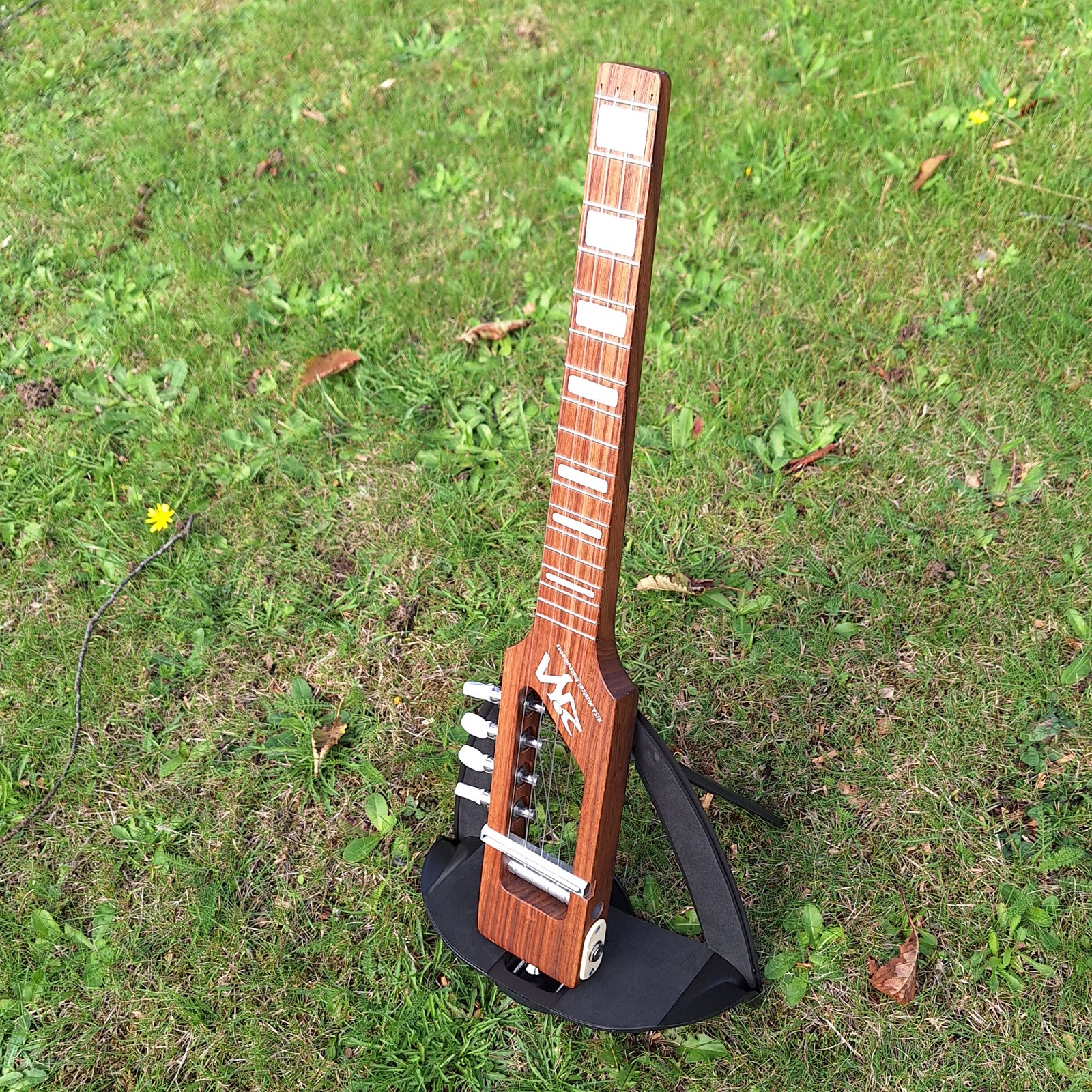 Risa Uke Solid Tenor Natural